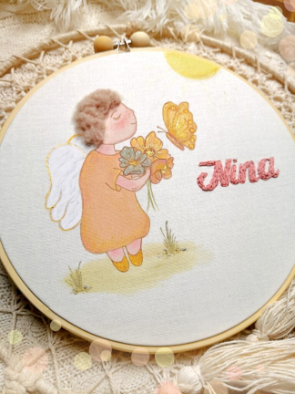 aniołek z imieniem dziecka, obrazek na pamiątkę Chrztu Św. dla dziewczynki - In Gloria